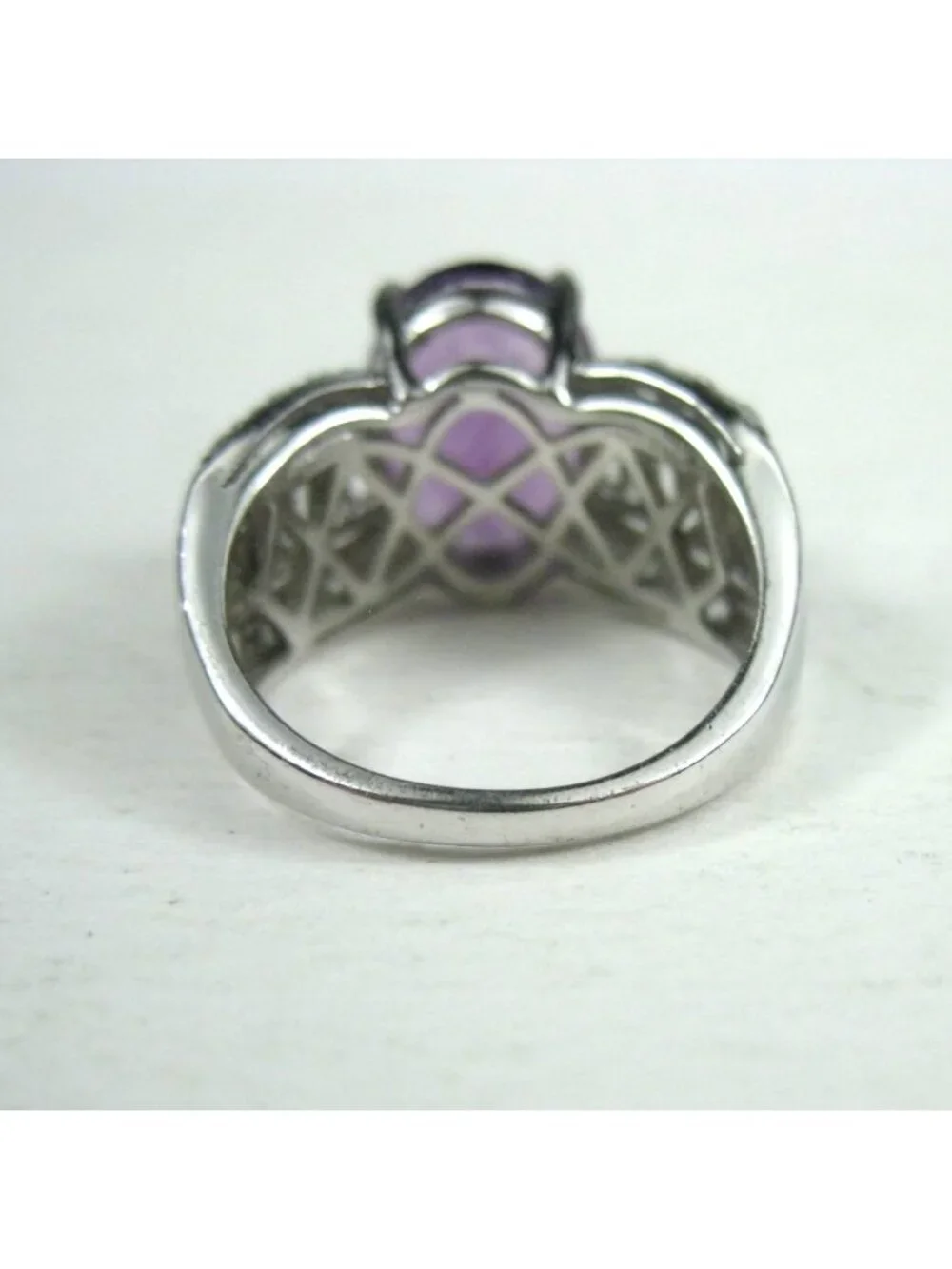Thailand Sterling Silver 925 Ring Amethyst Stone Clear 6 gr Size 8